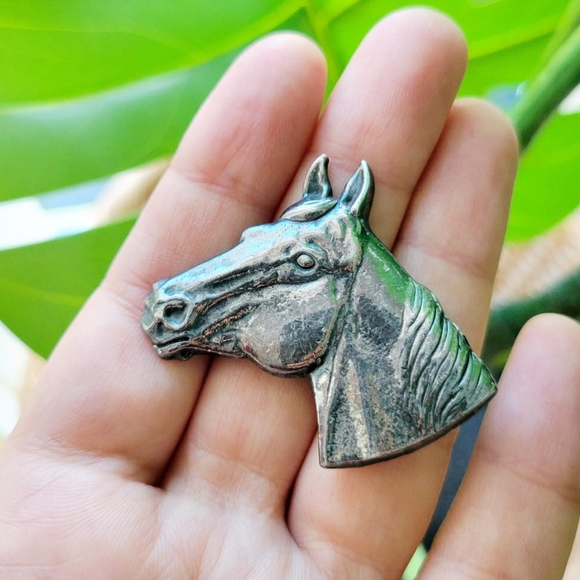 Vintage Silver Horse Boucher Brooch Pin - Picture 2 of 8